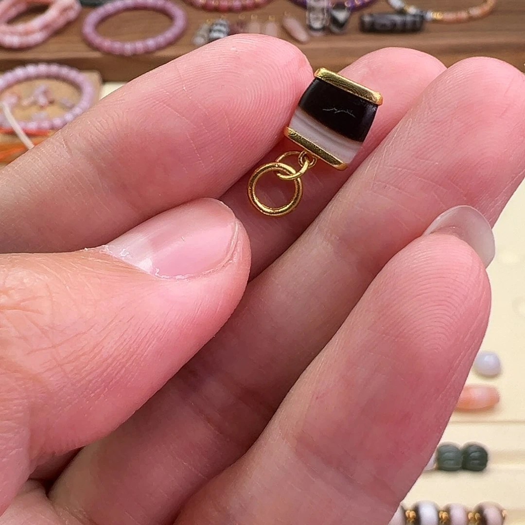 玛瑙/玉髓配饰18K金镶嵌无****歌