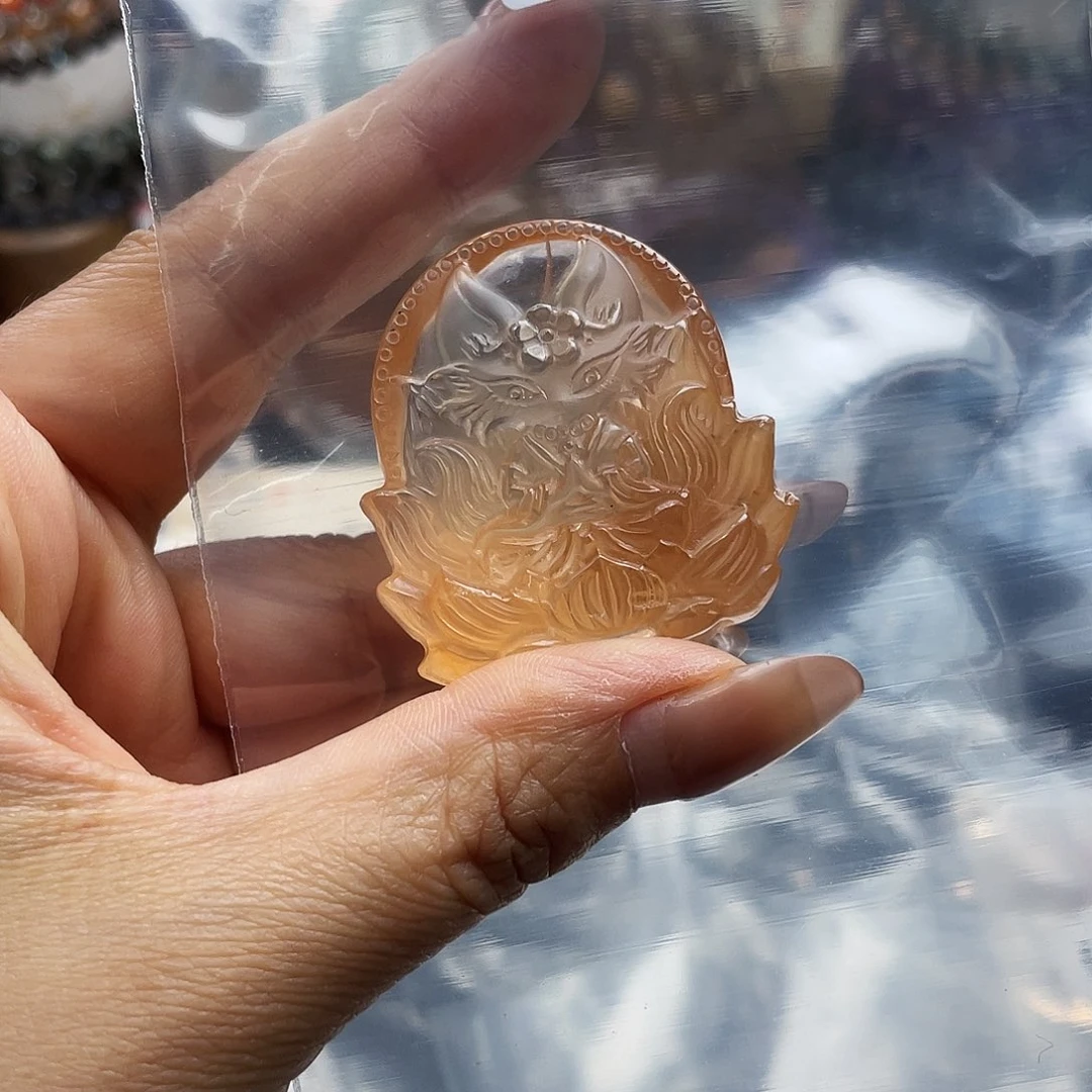 未镶嵌吊坠(赠链)水晶就****吊坠933。