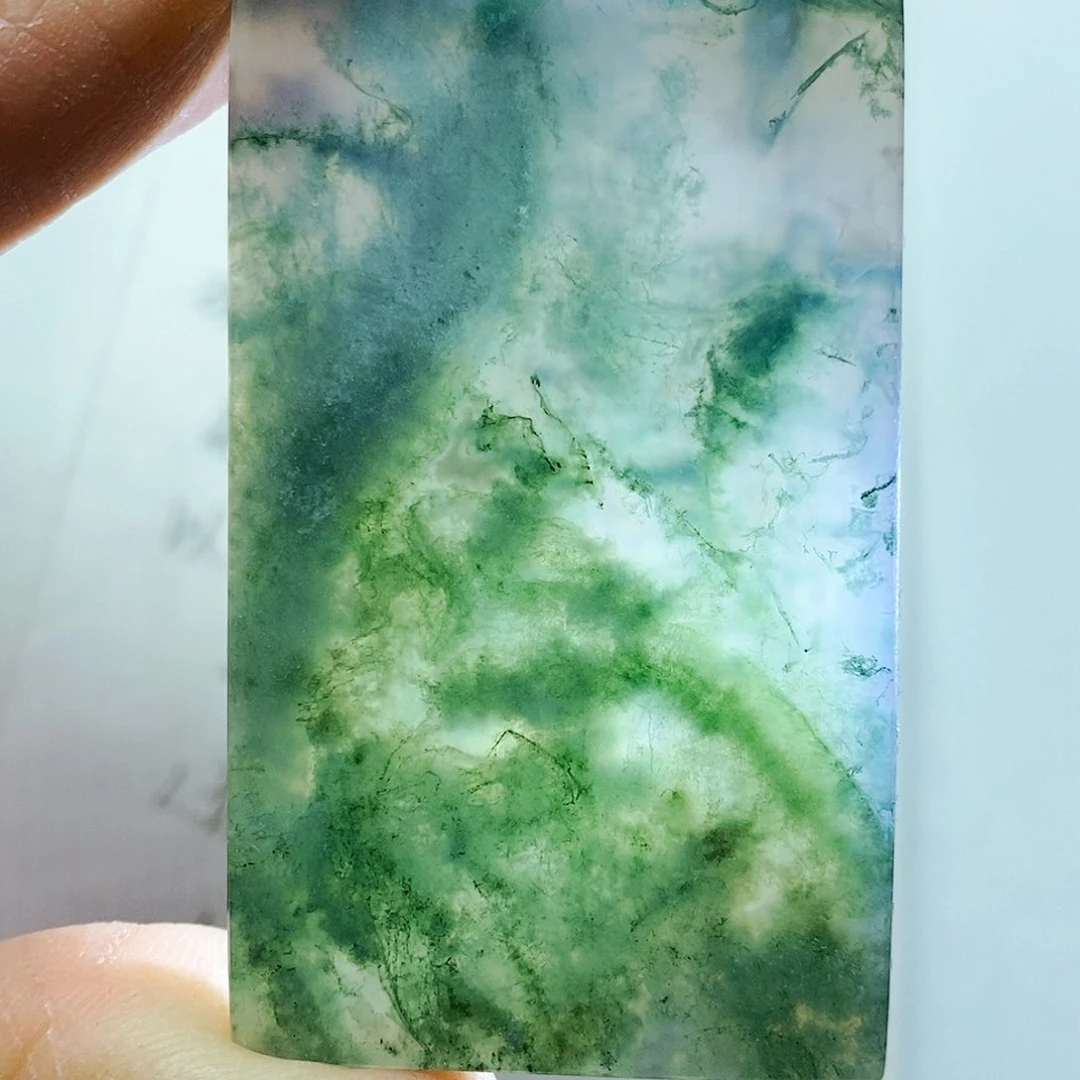 玛瑙/玉髓颈饰未镶嵌榆**花