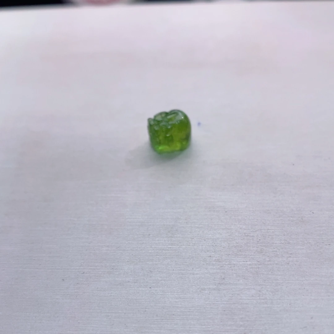 未镶嵌单颗貔貅m碧玺