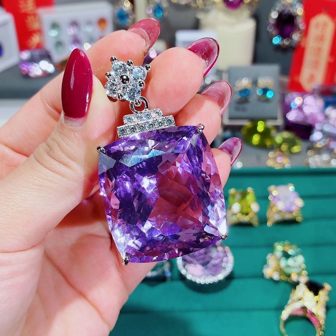 ·***·银S925镶嵌颈饰水晶吊坠