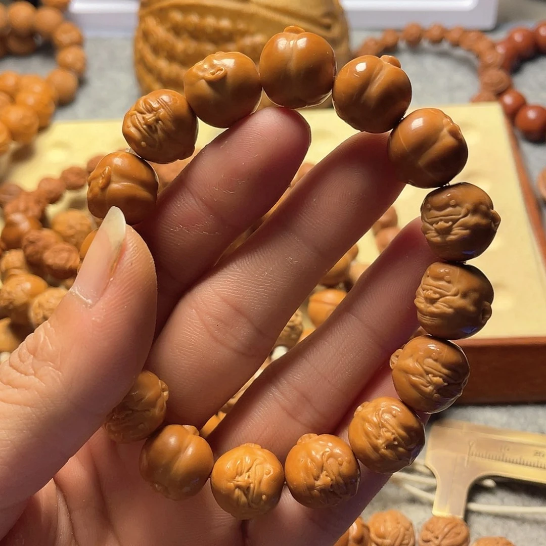 猴头核桃雕刻金池长老