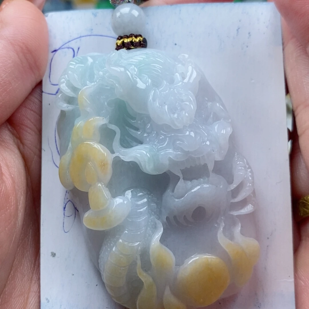 翡翠颈饰未镶嵌大*大翡翠