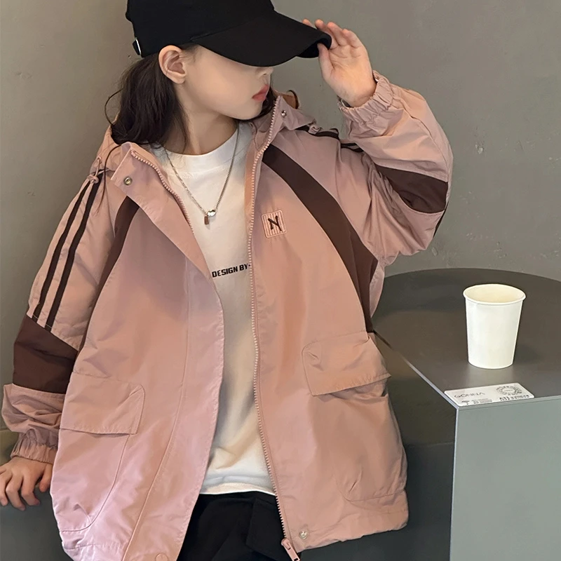 女童外套冲锋衣2025新款春秋款中大童儿童秋季炸街秋冬款童装上衣