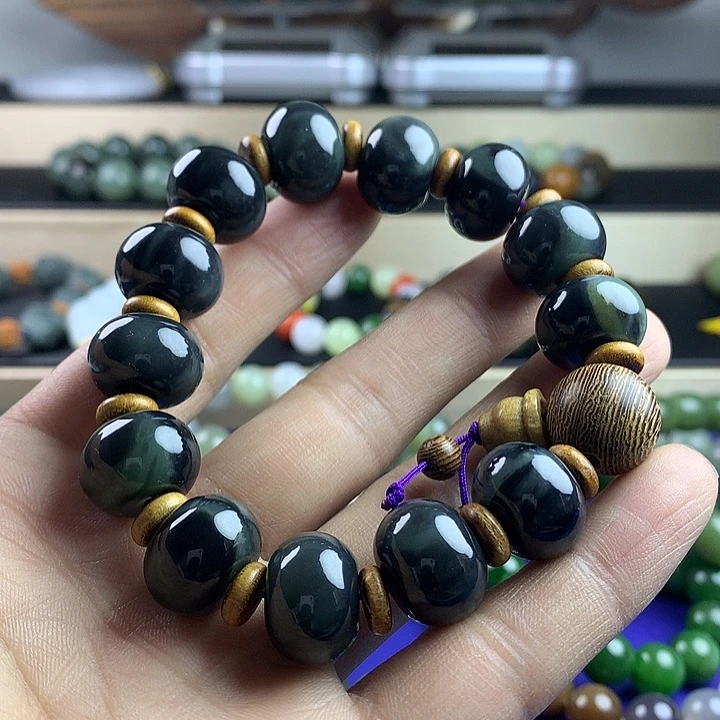 和田玉手串未镶嵌