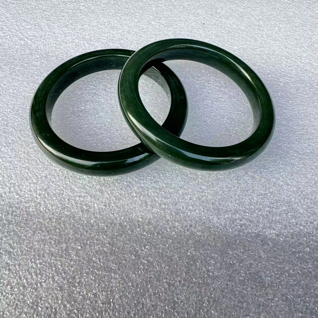 D140 天然和田玉且末蓝泥鳅背 拍一发一多样性发其一