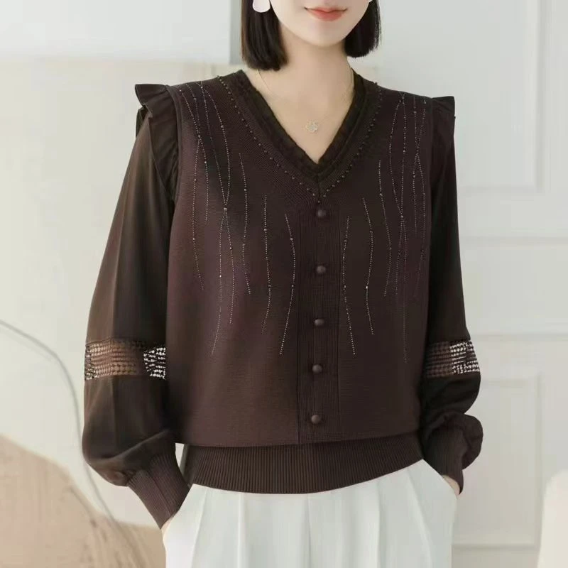 秋冬新款时尚洋气高品质宽松V领镂空蕾丝拼接花边长袖针织衫 4