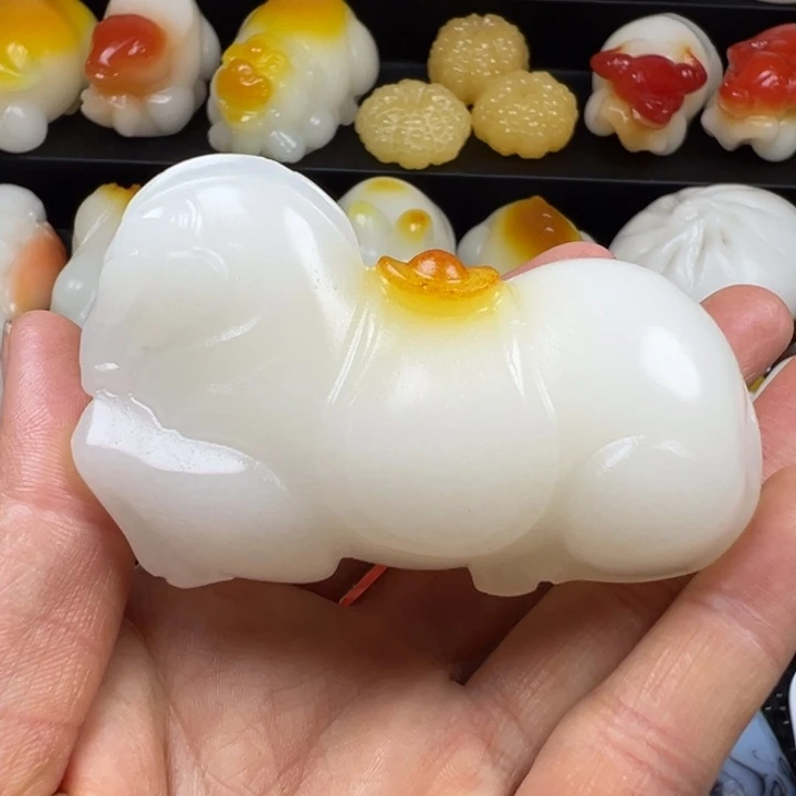 新疆戈壁五彩石金丝