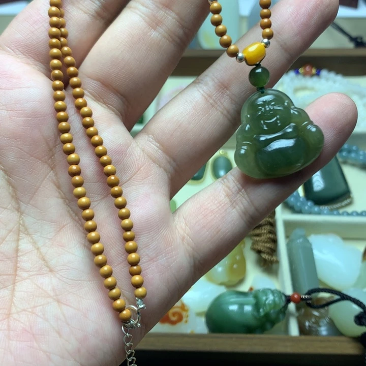 和田玉未镶嵌项链