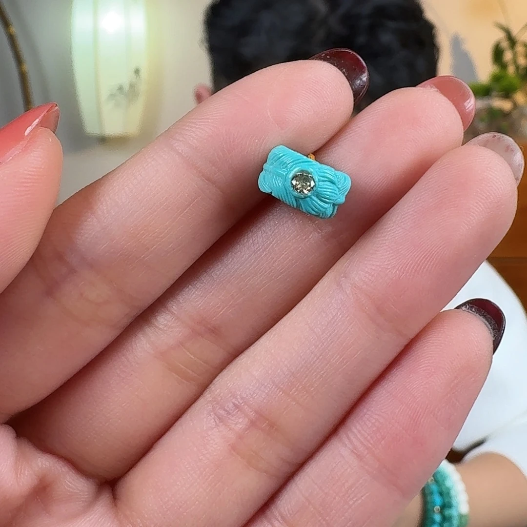 绿松石未镶嵌挂件