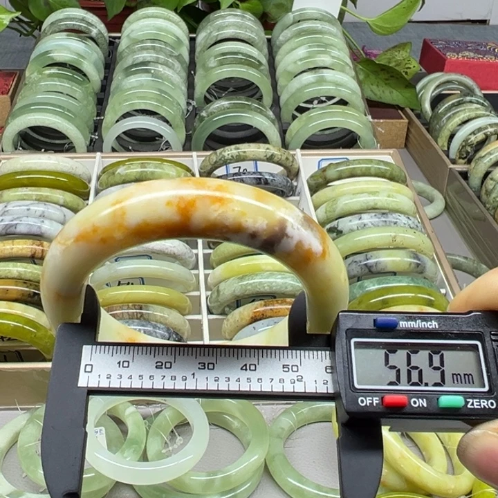 蛇纹石玉未镶嵌手镯67