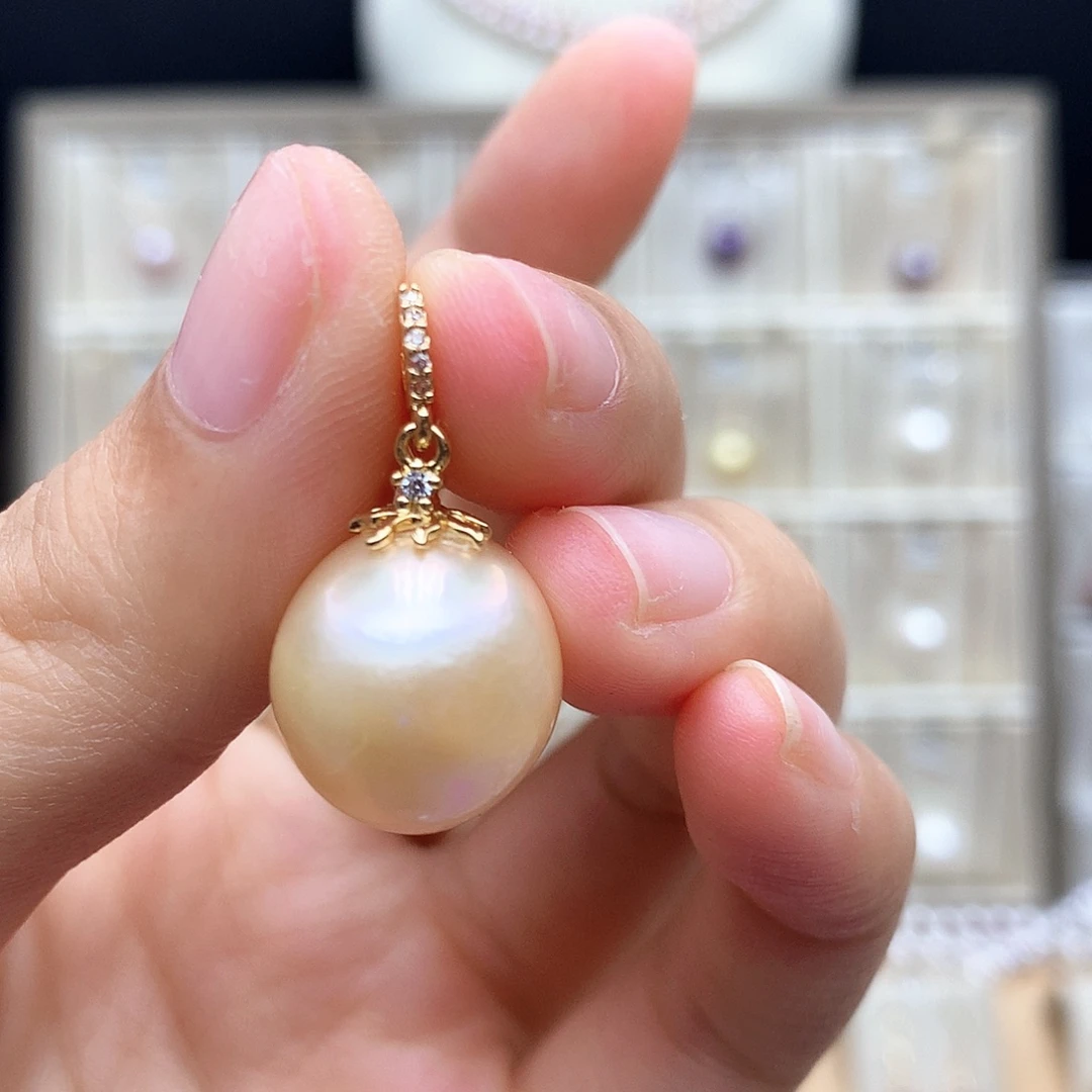 合金淡水珍珠颈饰