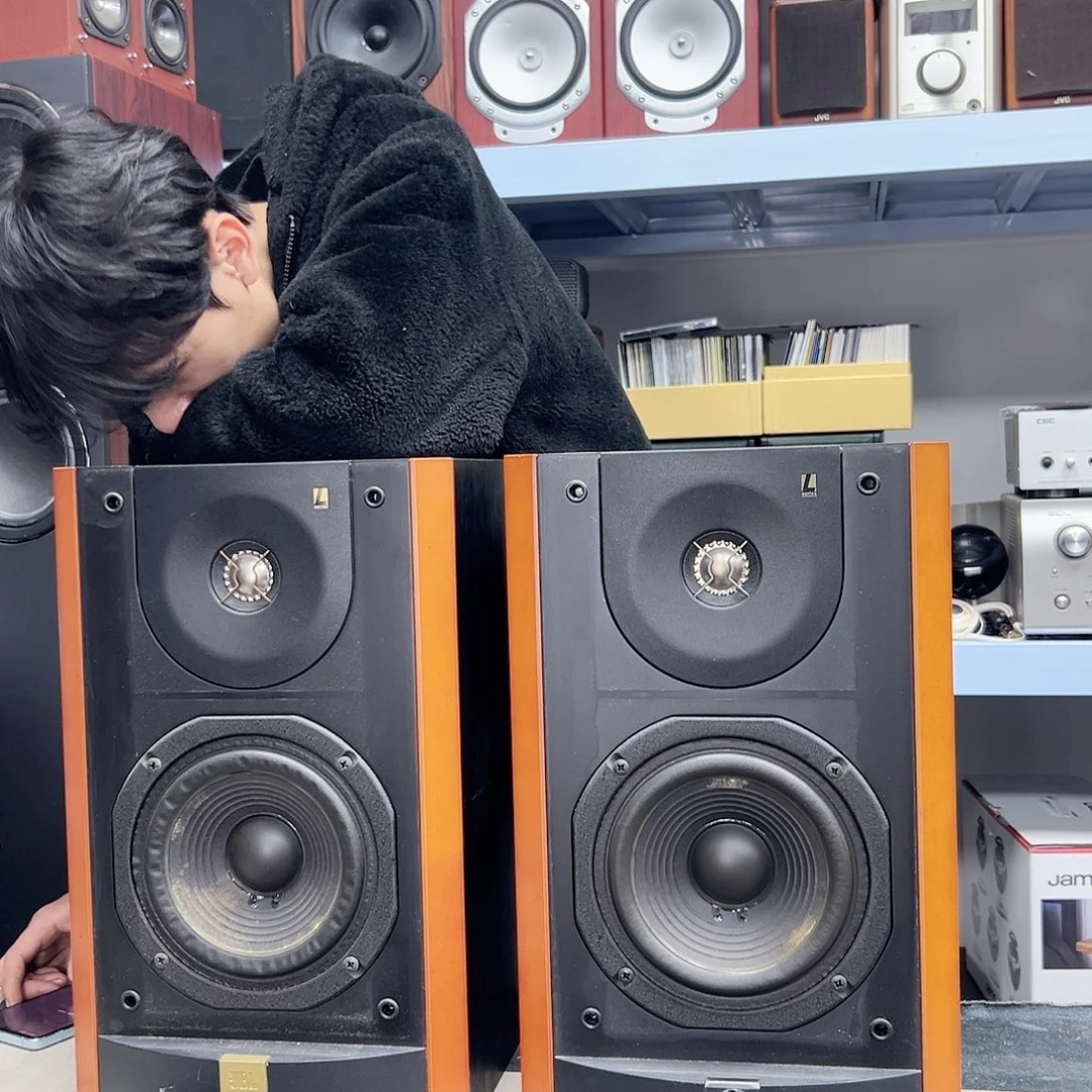 8新jbllx20书架二手不包邮
