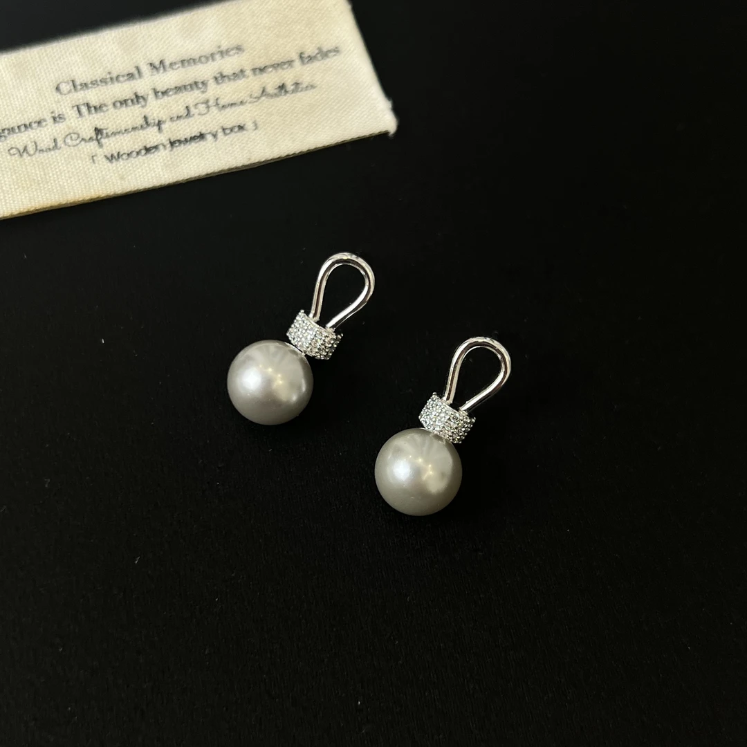 铜合金耳饰 轻奢绳结灰珠耳环177