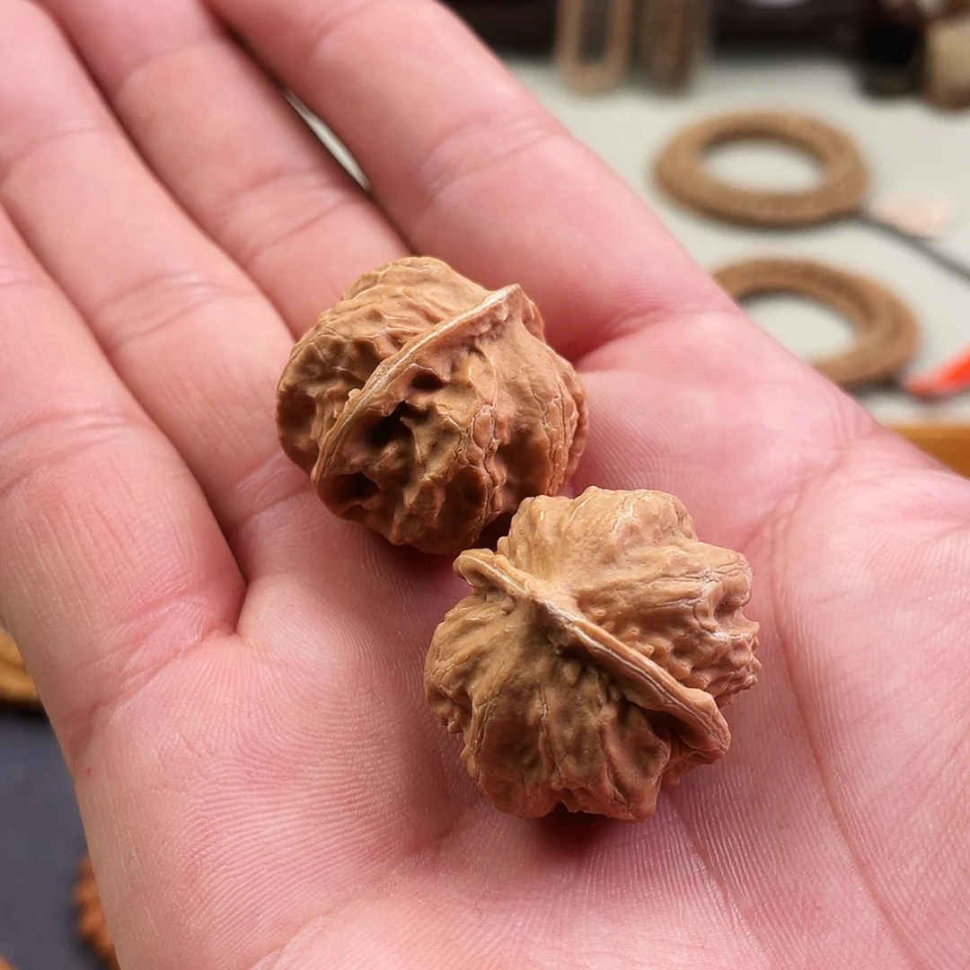 柏香籽/百香籽吊坠拉*