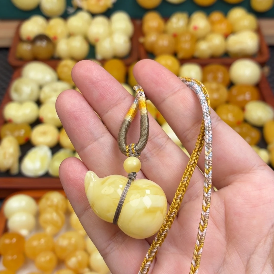 蜜蜡未镶嵌毛衣链蜜蜡