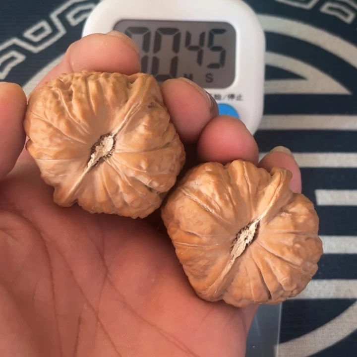 哈***哈核桃文玩核桃手把件南瓜