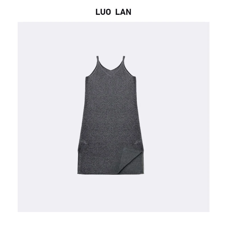 DAMEI OOTD 秋冬款新品女装慵懒风镂空V领羊毛吊带裙 YLM00257