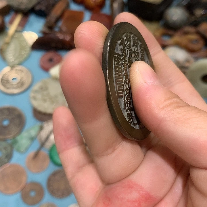 楚***天小物件一个 小物件