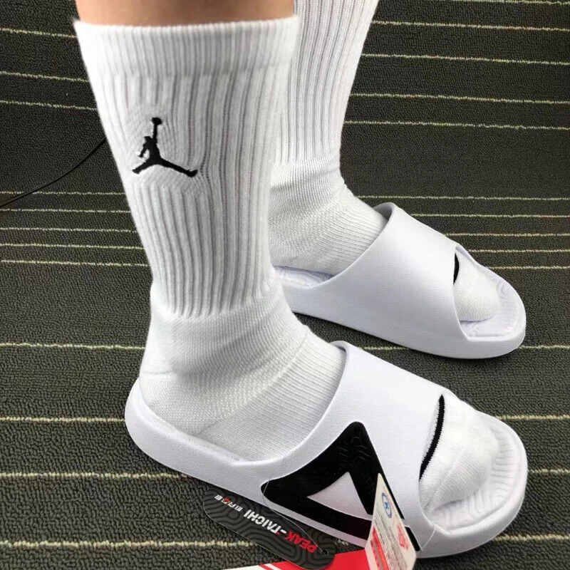 NIKE/耐克运动袜篮球训练袜冬季新款时尚舒适透气三双裝休闲袜子