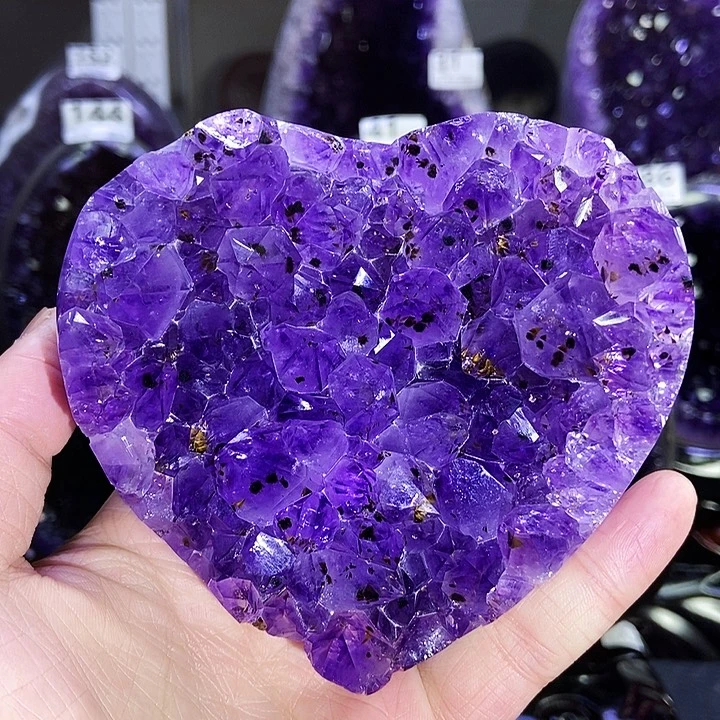 未镶嵌大型摆件（非配饰）紫晶