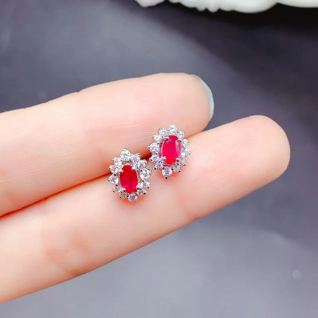 天然红宝石鸽血红 925银镶嵌小戴妃 主石3×5mm A668