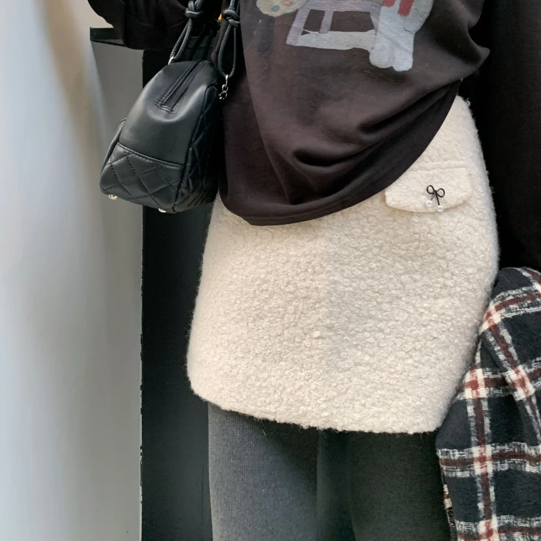 漫姐的店现货【蝴蝶圈圈裙】韩系羊羔毛小蝴蝶结显瘦甜美A字半身裙