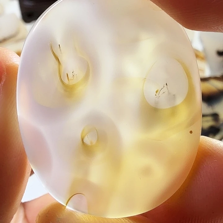 玛瑙/玉髓未镶嵌珠宝半成品