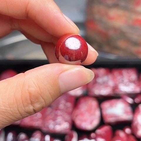 【闪购商品】天然辰砂天然原矿朱砂吊坠