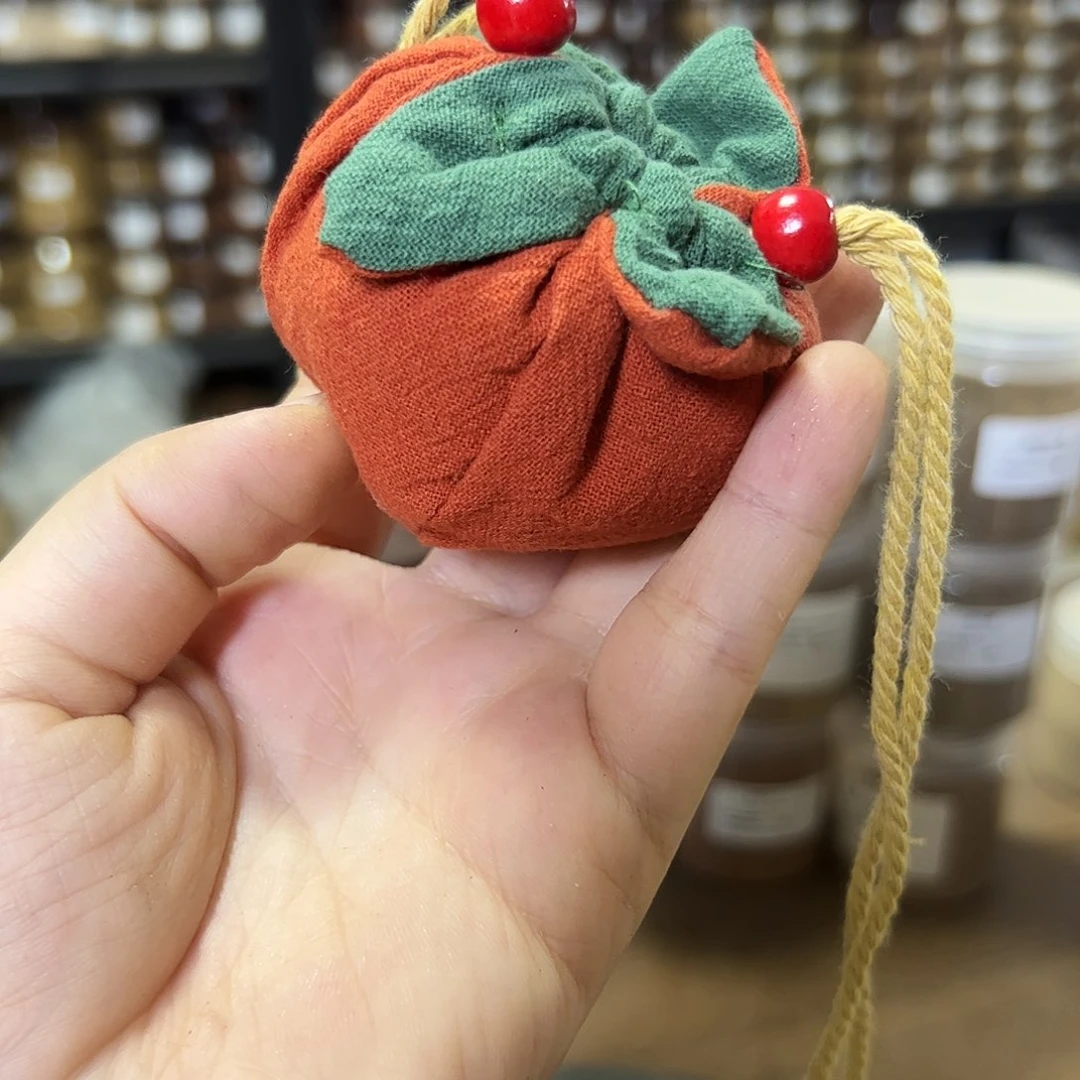 香粉香粉香包，夏日无蚊