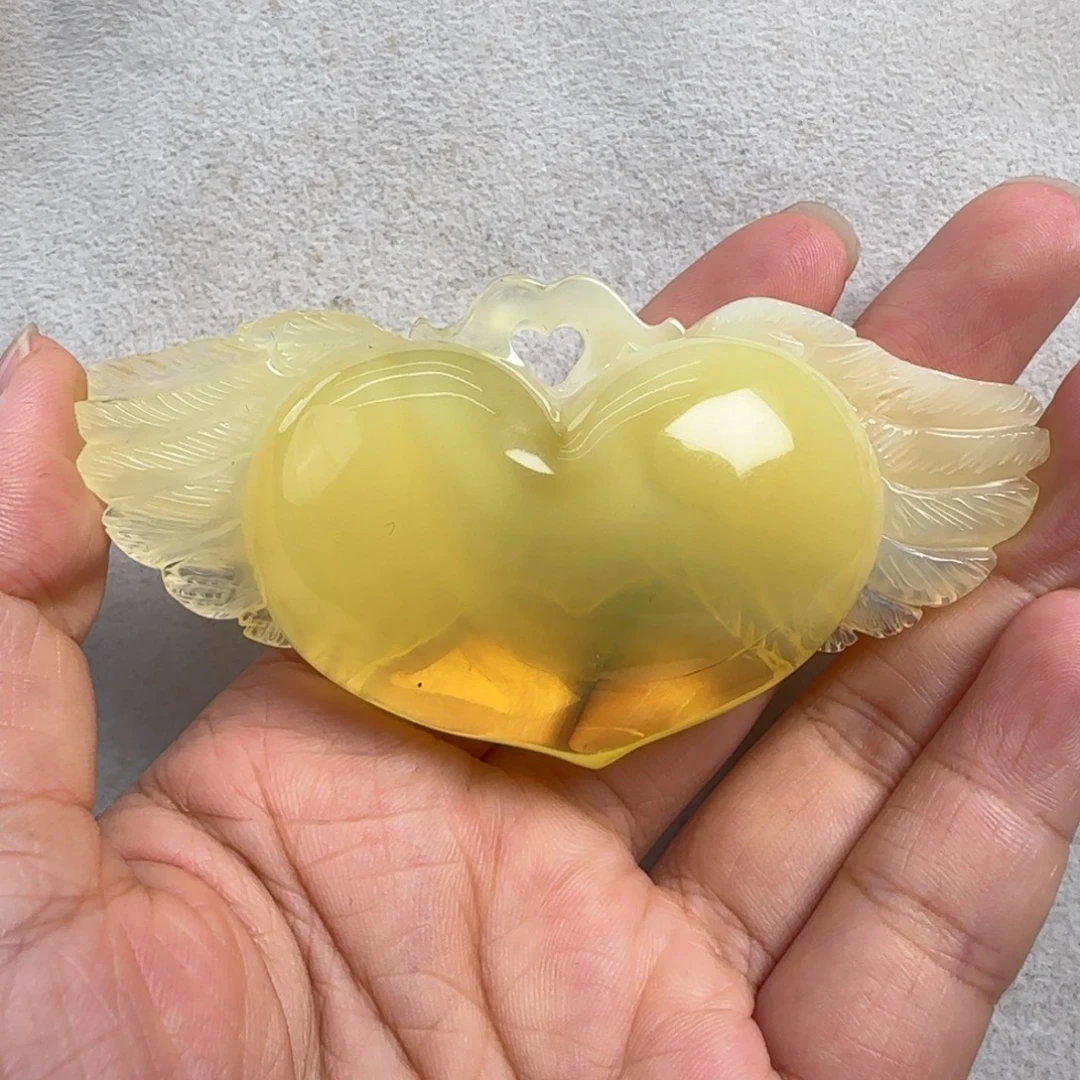 蜜蜡未镶嵌珠宝奇石
