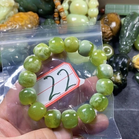 未镶嵌蛇纹石玉手链