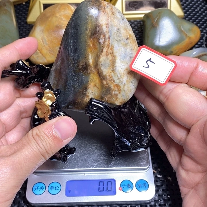 未镶嵌和田玉把件5