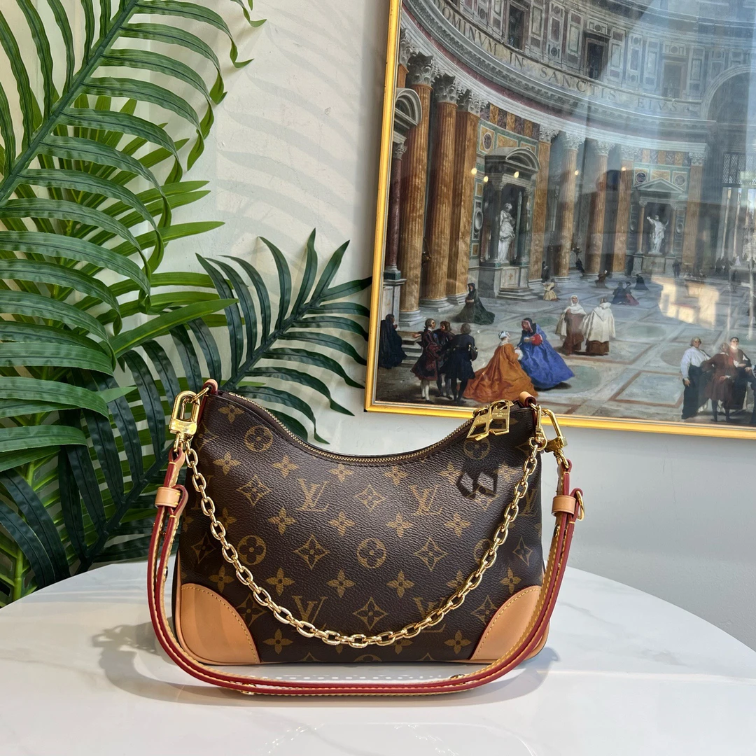95新 LouisVuitton/路易威登 御古屋/85203/牛角 芯片