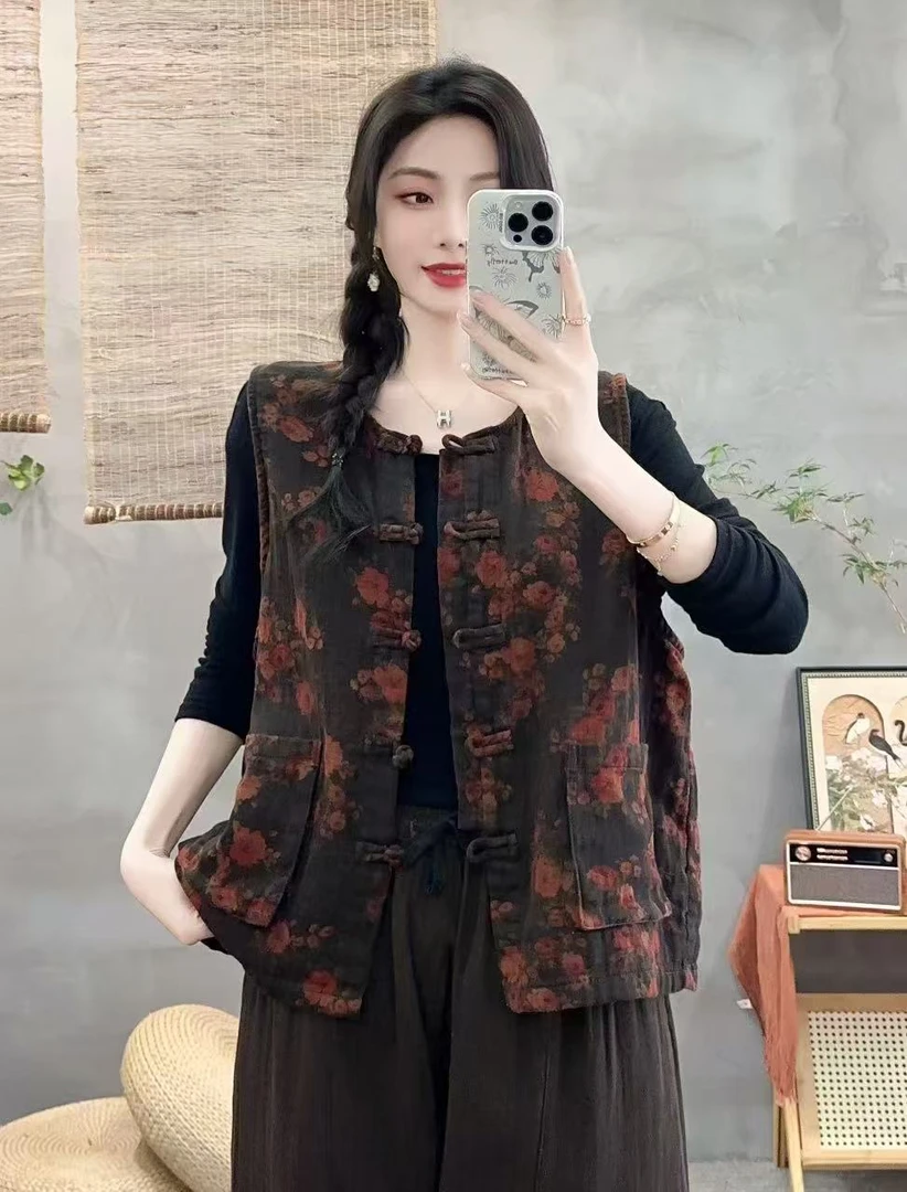 8867提花斜纹麻炒色盘扣马甲百搭