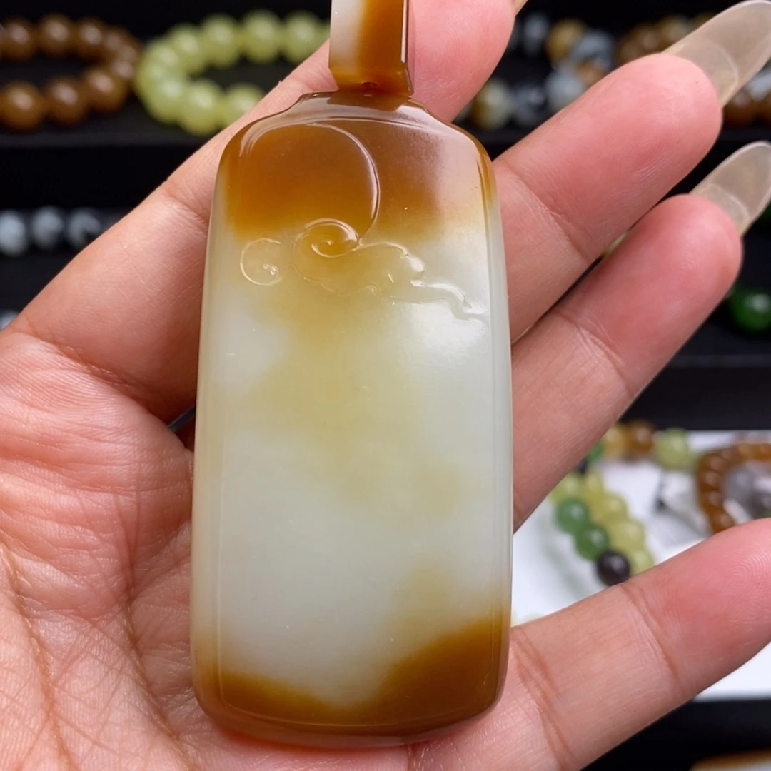 颈饰未镶嵌和田玉