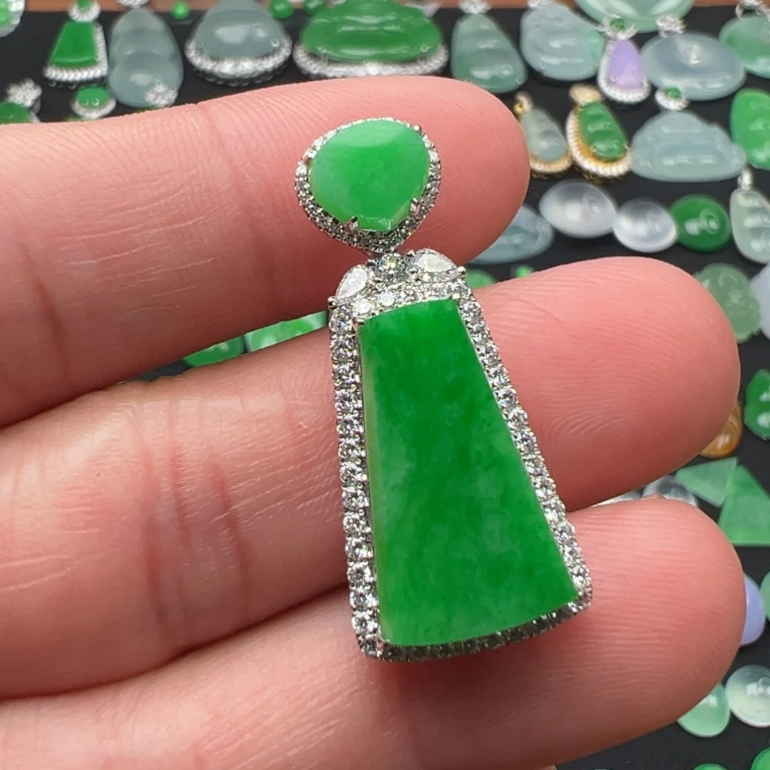 翡翠颈饰18K金镶嵌整体32