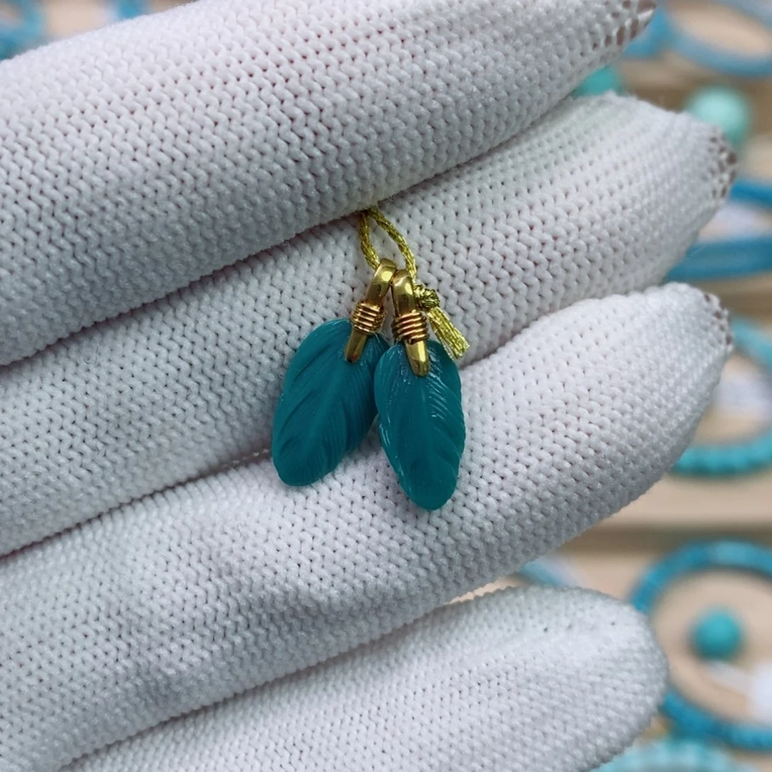 绿松石18K金镶嵌珠宝奇石