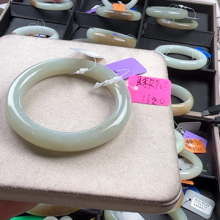 未镶嵌手镯和田玉玲珑美镯59.3