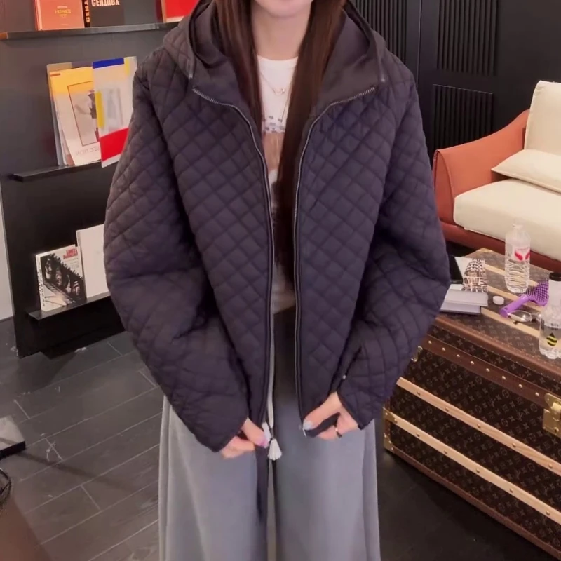 时尚高级感百搭连帽棉衣外套2025冬季新款宽松显瘦简约菱格棉服女