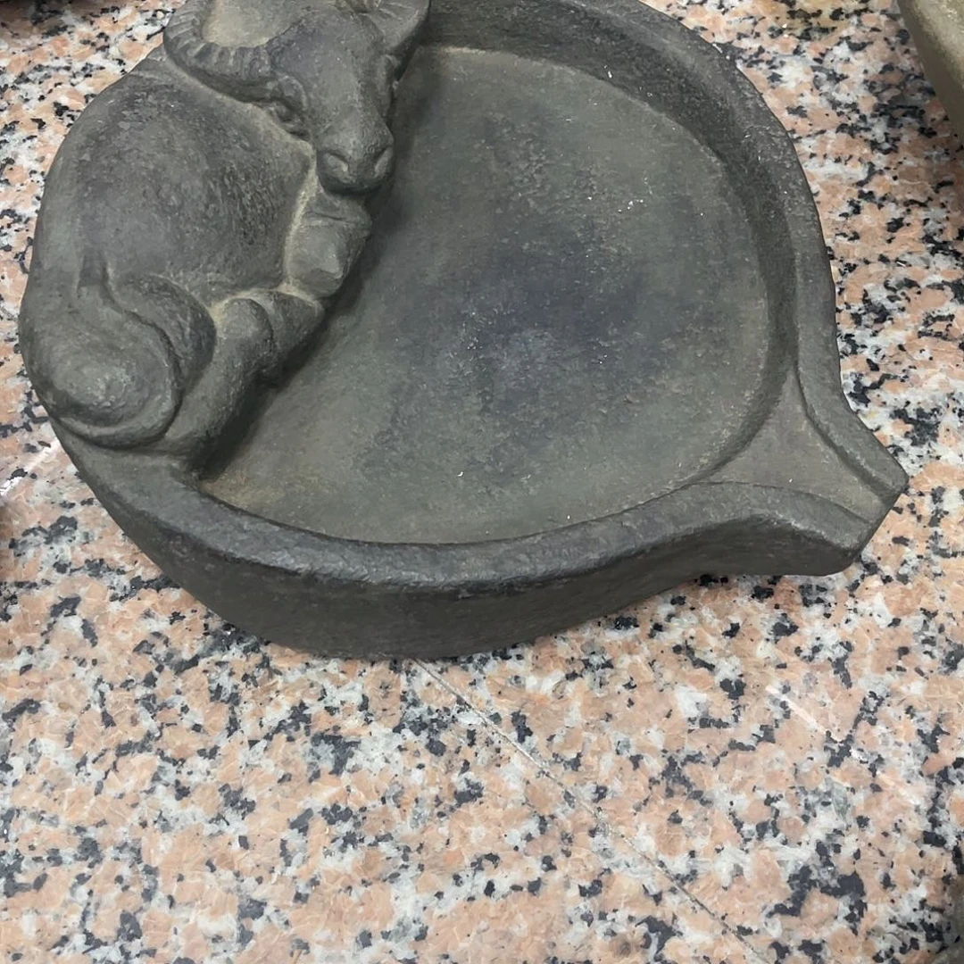 蒲***味老挝石青石牛盆很漂亮