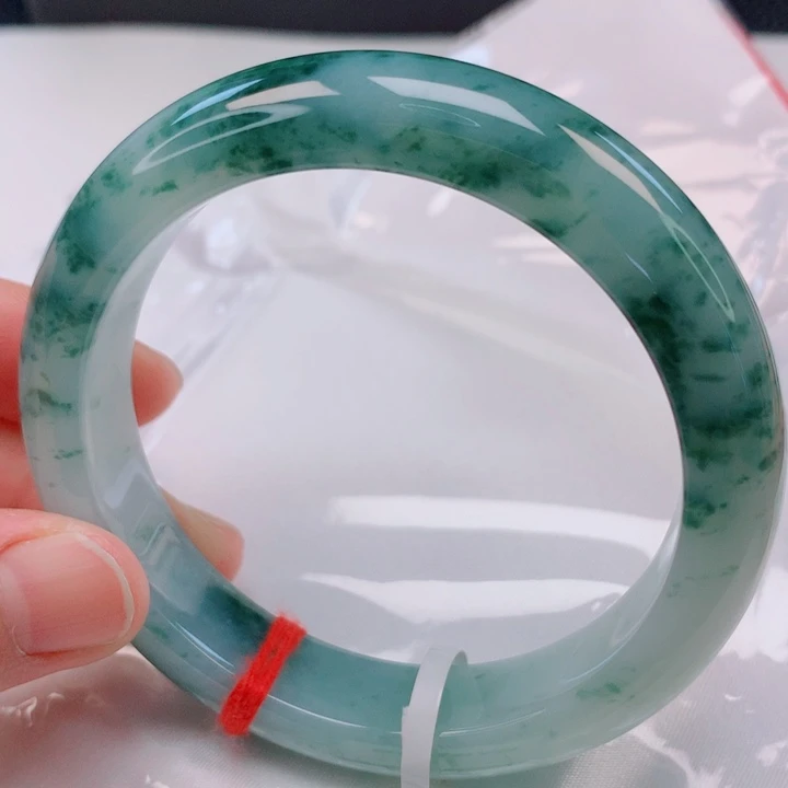 未镶嵌手镯翡翠60圈口