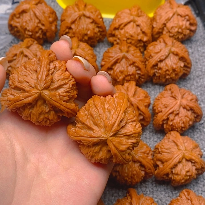 小***丶吊坠文玩核桃核桃