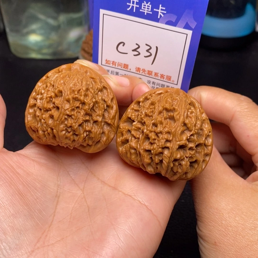 文玩核桃把件43三角疆c331