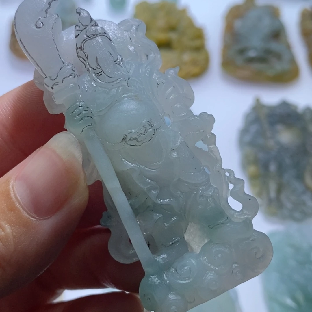 未镶嵌定制翡翠童*城毛货