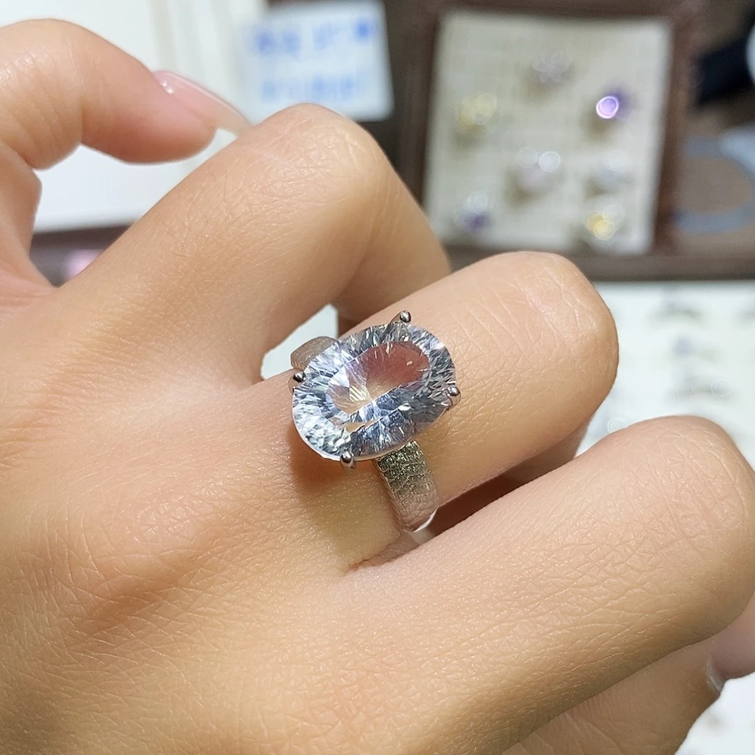 旺****水晶戒指银S925镶嵌