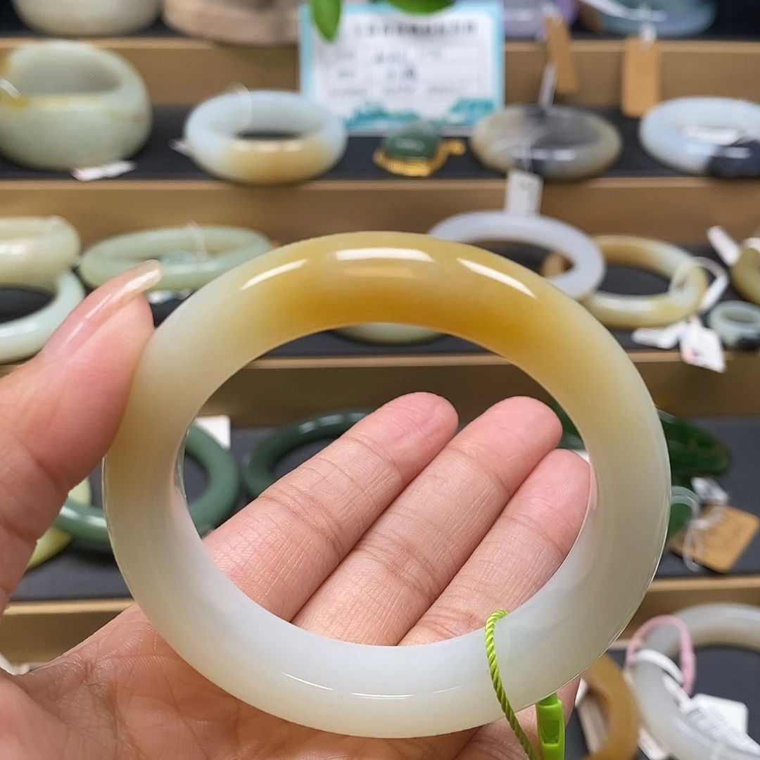未镶嵌手镯和田玉54.6