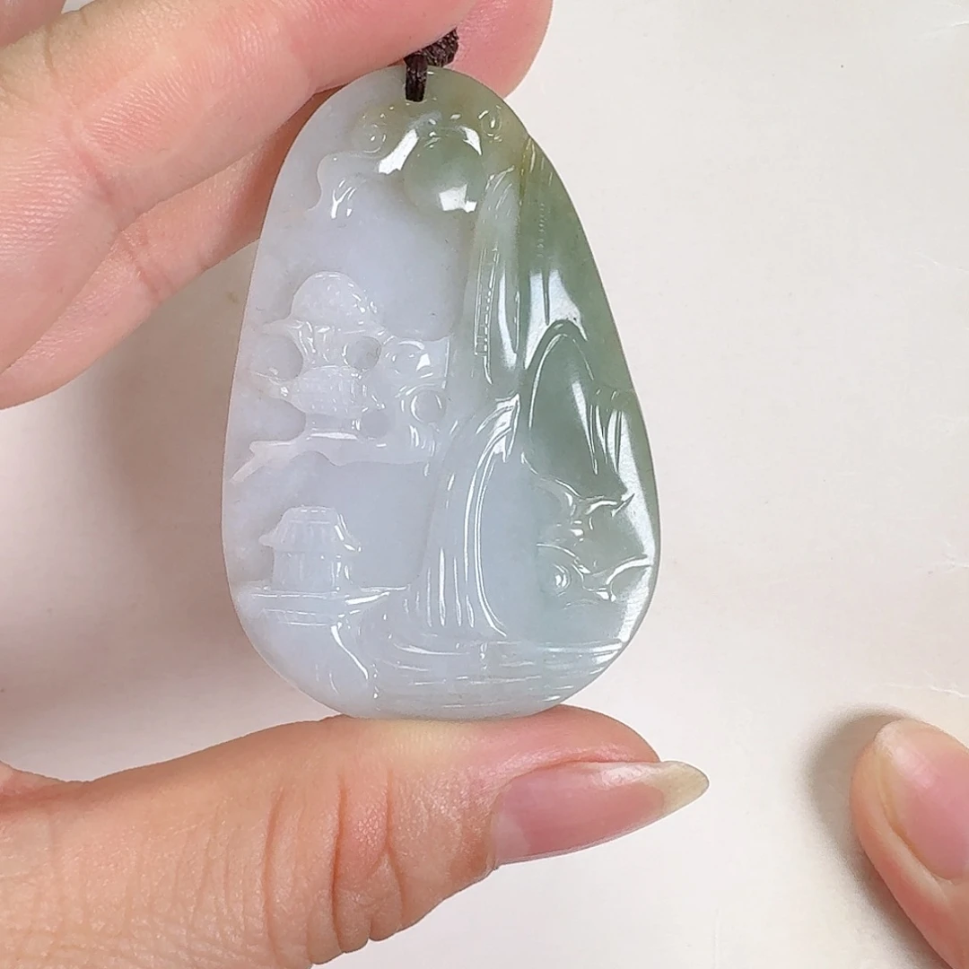 快****颈饰未镶嵌翡翠山水牌