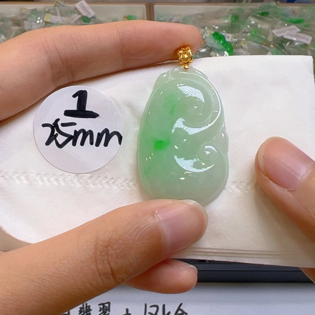 吊坠(不含链)18K金镶嵌翡翠