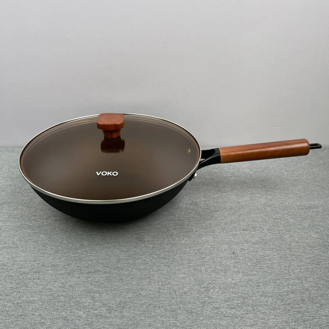 TG307 VOKO铁炒锅30*10cm 家用炒菜锅纯铁锅带盖重约1.98KG